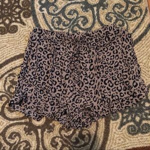 AE Leopard Shorts